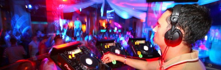 Clubs in Spanje clubs, uitgaan, spanje, ibiza, vakantie, feesten